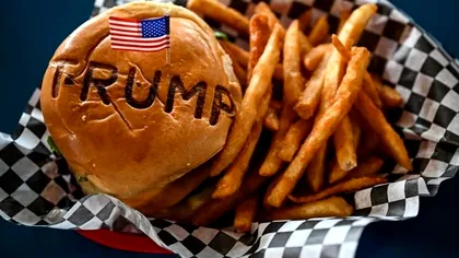 Lingușeala nu l-a salvat. Fondatorul „Trump Burger” a fost arestat de temuta agenție ICE și se pregătește de deportare