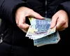 4 din 10 angajați sunt nemulțumiți de salariul actual. Nivelul minim de confort care ar putea acoperi parțial nevoile, urcă la 6000 de lei