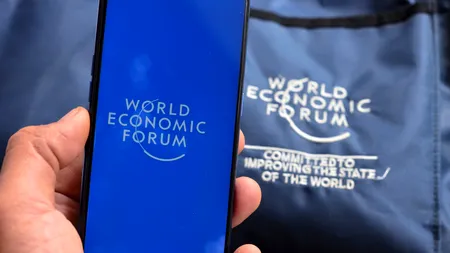 Trei miniştri români şi un consilier prezidenţial participă la Forumul Economic Mondial de la Davos