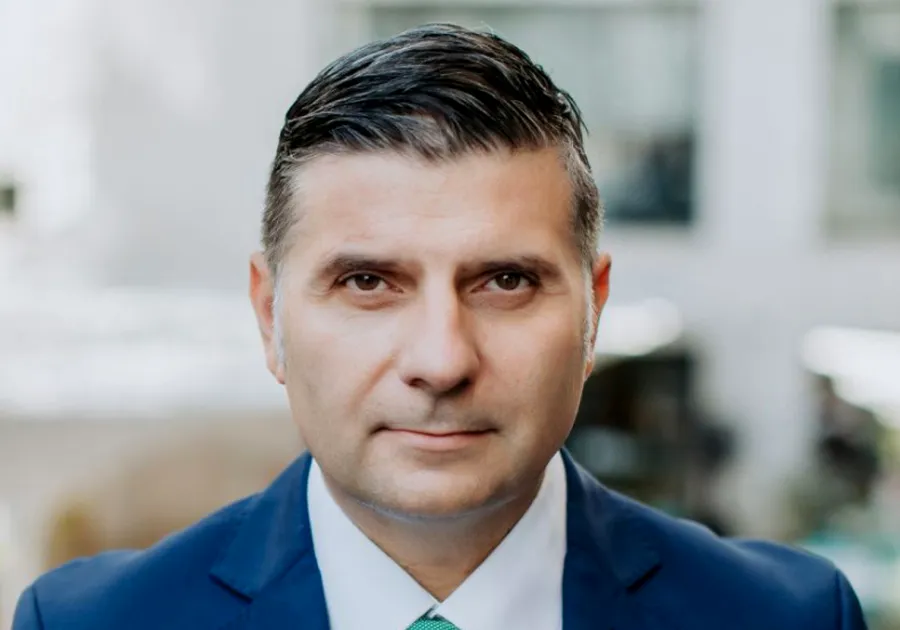 Alexandru Petrescu, președintele ASF, declarații în exclusivitate la podcastul Puterea Financiară: „Nu mă aștept ca prețurile RCA să se aprecieze semnificativ”