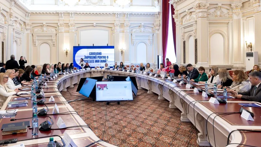 Acord tripartit, semnat în Senatul României, pentru susținerea legislativă a egalității de șanse pentru femeile din politică, administrație și afaceri