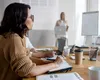 92% dintre cei mai mari CEO români confirmă legătura directă dintre sănătatea mintală a angajaților și performanța afacerii