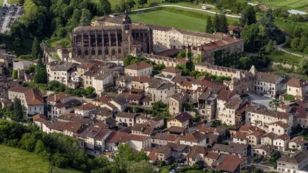 Franța este destinația preferată a lumii, dar acesta este satul pe care francezii îl iubesc cel mai mult