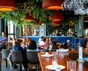 Românii merg de patru ori mai rar la restaurant și comandă minimul posibil. Meniul zilei devine „salvarea” ieșirilor în oraș