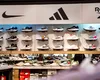 Precedentul Nike. Gigantul american, acuzat în instanță de consumatori că nu returnează taxele vamale 
