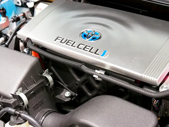 Toyota a dezvăluit în premieră noul „motor cu apă” (VIDEO)