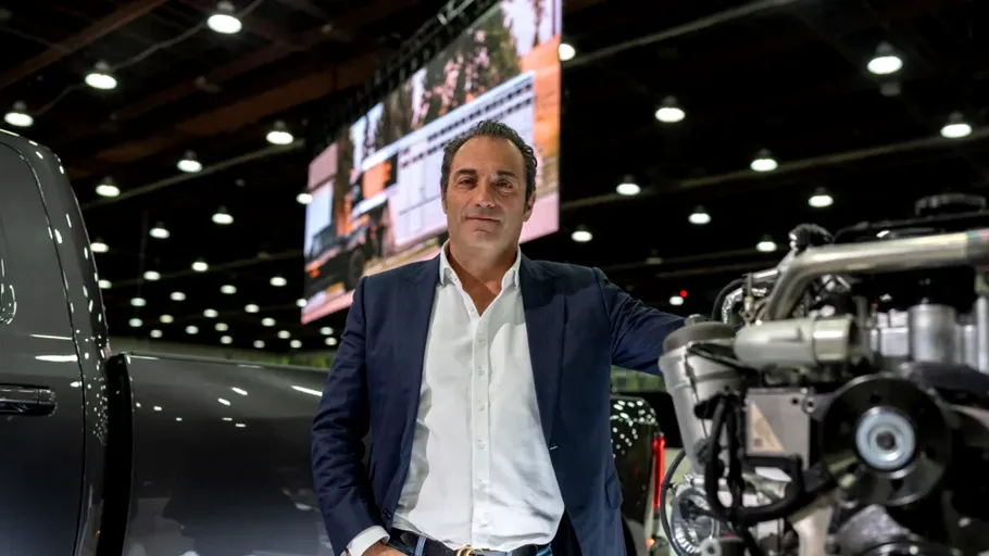 Europa riscă să piardă investiţii-cheie în industria auto. Avertisment dur de la CEO-ul Stellantis