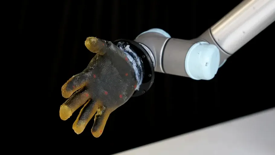 Noua piele robotică, capabilă să simtă orice stimul, a fost supusă la arsuri, înțepături și tăieturi de către cercetători
