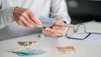 Casele de pensii, în pragul blocajului din cauza noilor măsuri fiscale, susține FNSSM