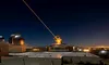 China dezvoltă un sistem laser cu inteligență artificială pentru a elimina deșeurile spațiale direct de pe Pământ