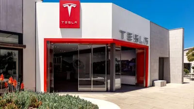 Tesla scumpește leasingul pentru mașinile sale în SUA