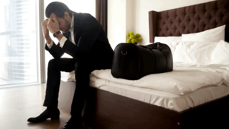 O nouă escrocherie țintește turiștii. Cum să nu cazi în capcana emailurilor false de la Booking.com, care îți pot fura banii