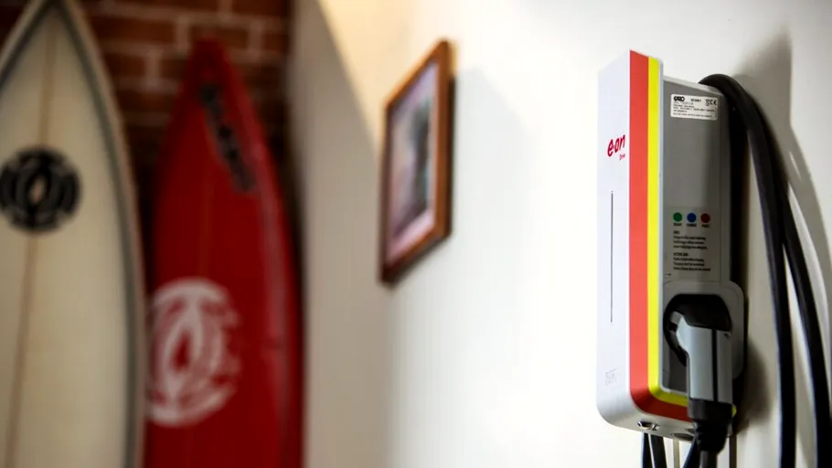 E.ON: Instalările de staţii de încărcare pentru maşini electrice au crescut de circa 10 ori faţă de 2020