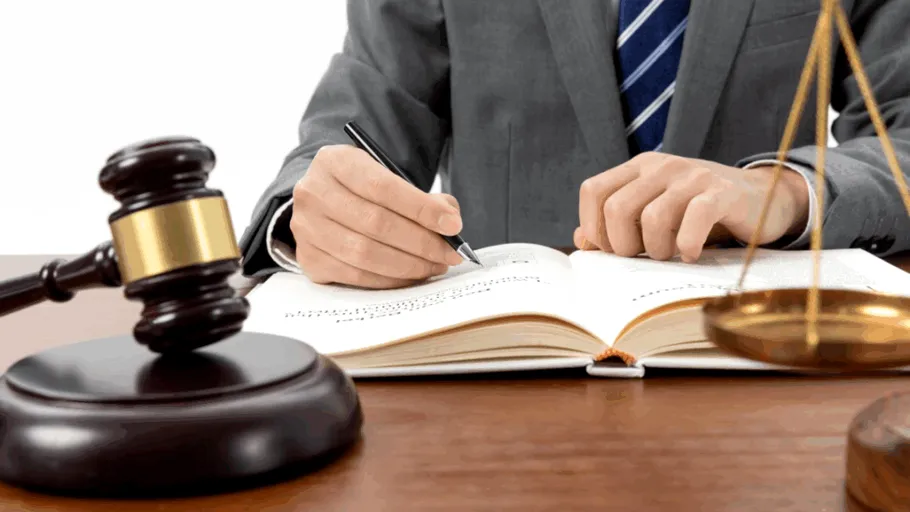 Bancherul condamnat în scandalul Libor dă în judecată UBS pentru 400 milioane dolari, susținând că a fost ales ca țap ispășitor