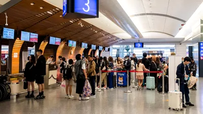 Contre la vârful UE pentru drepturile pasagerilor aerieni. Germania propune o compensație fixă de 300 de euro, Bruxelles se mai gândește