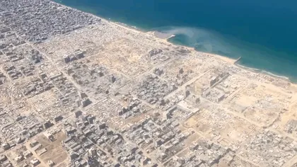 Din avion, Gaza arată ca un șantier arheologic, ca ruinele unei civilizații antice