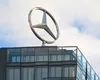 Criza magnetilor: Mercedes-Benz și Porsche încearcă să scape de dependența de China