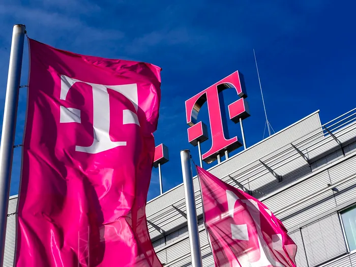 Porsche și Deutsche Telekom vor să sprijine sectorul apărării cu un fond de 500 milioane de euro