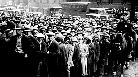 Lecțiile despre crizele economice pot imuniza elevii împotriva populismului