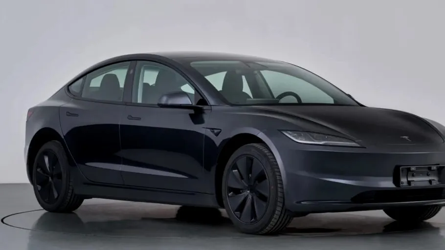 Tesla reduce prețul la noua versiune Model 3 pe cea mai importantă piață