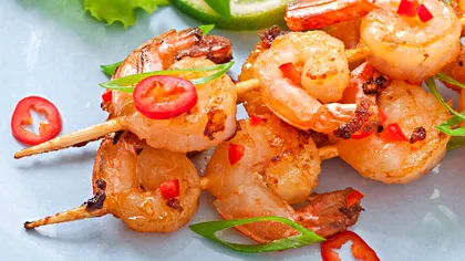 Auchan pregătește super creveții, hrăniți printr-o metodă inovatoare. Când vor putea fi găsiți la raft