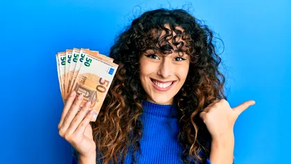 Dispar sau nu banii cash? Cât numerar mai folosesc europenii în prezent