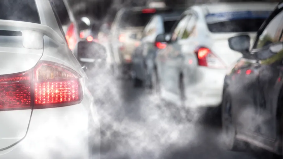 Constructorii primesc răgaz pentru a atinge țintele de emisii CO₂ în sectorul auto